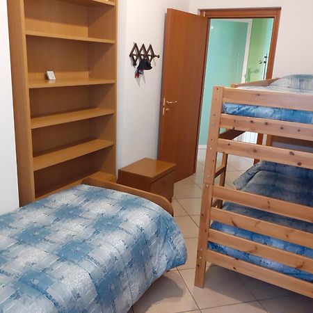 Casa Vacanze Valvendra Lovere Ruang foto
